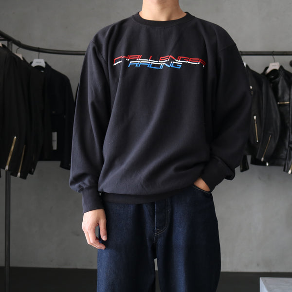 CHALLENGER -RACING LOGO C/N SWEAT- BLACK