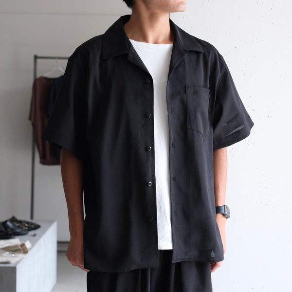 MASSTARD - S/S WOVEN OPEN COLLAR SHIRT - BLACK