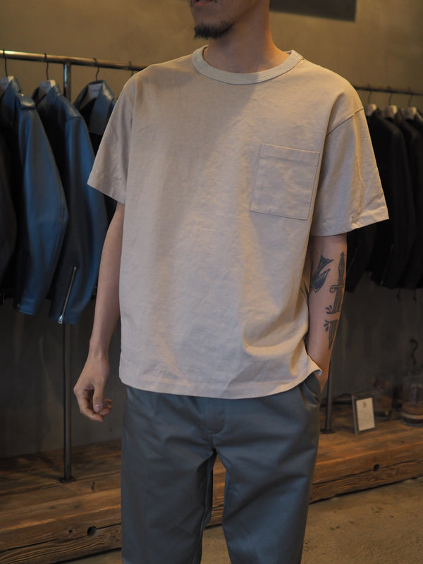 MASSTARD - POCKET Tee - CHAI